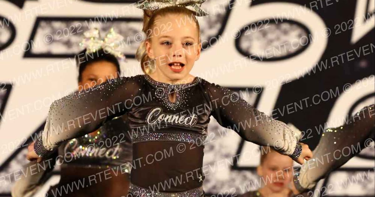 Connect Cheer Northwest Glitter · Encore Tacoma