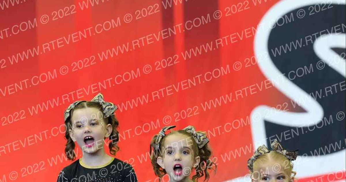 Celebrity Cheer TINY STARS · Spirit Unlimited Landover Challenge