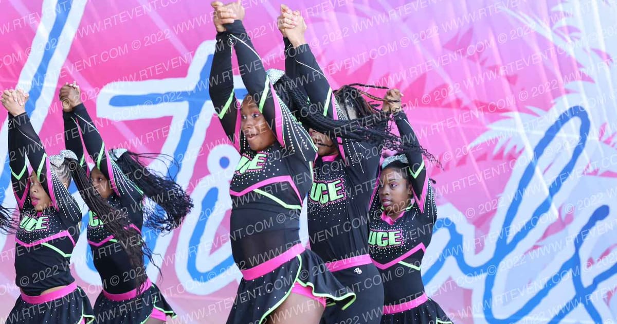 Universal Cheer Experience Ignite · Beach Nationals