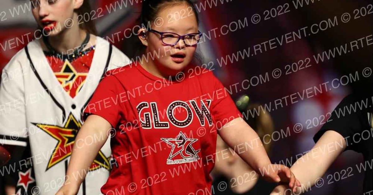 Elite Cheer Glow · Battle of the Midwest