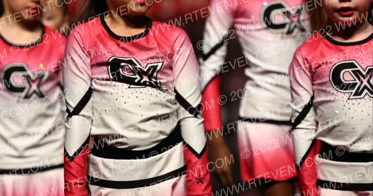 Cheer Xpress Tiny X · Battle of the Midwest