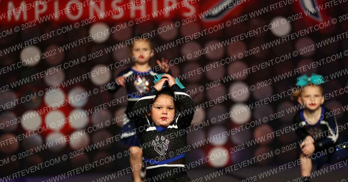 Cheer Athletics Omaha Witty Kitty · Battle of the Midwest