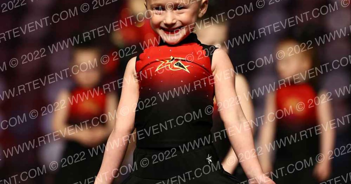 Elite Cheer Glitter · Battle of the Midwest