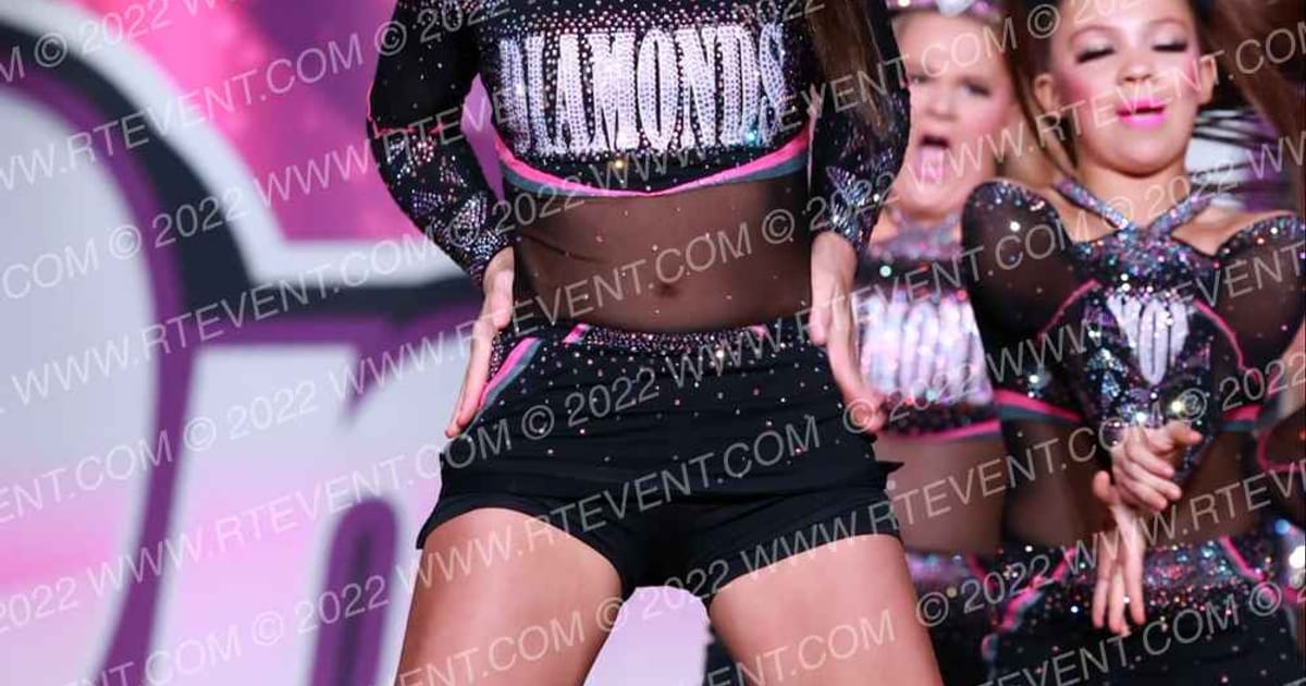 Diamonds All Stars Glitter Girls · One Up Grand Nationals