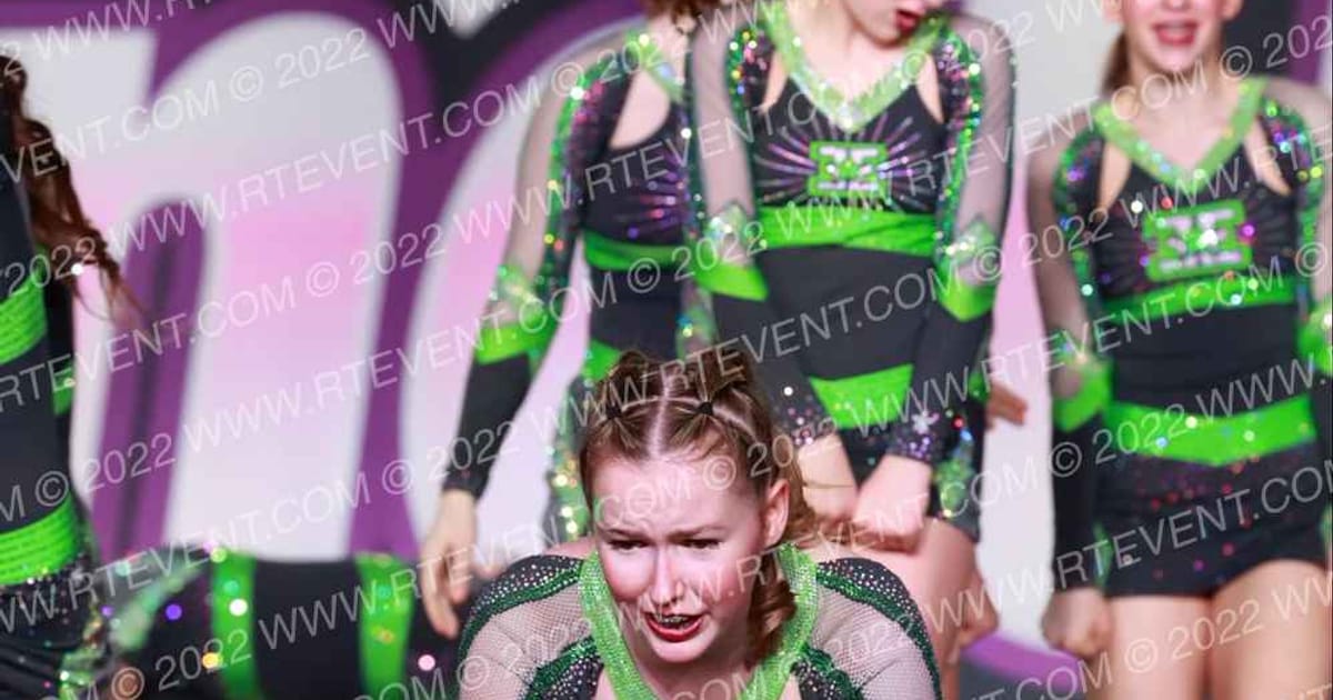 Element Elite Tumbling & Cheer PLATINUM · One Up Grand Nationals
