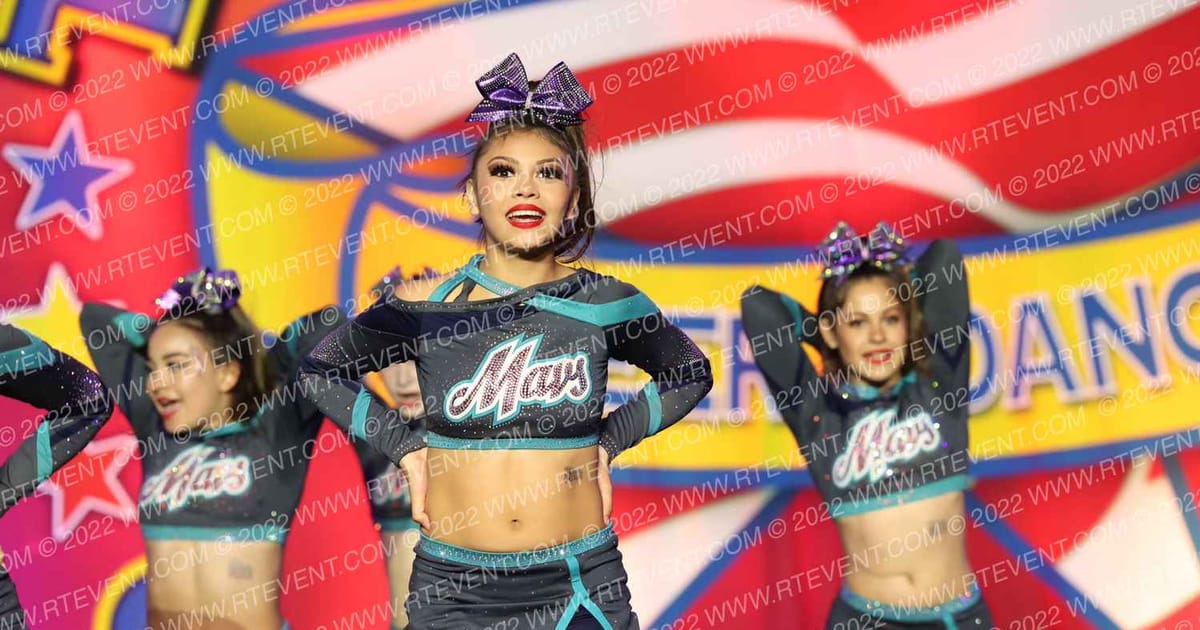 Desert Elite Mavericks Lady Reign · The American Showcase