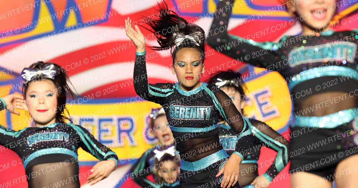 Serenity Athletics Y-2 GLAM · The American Showcase