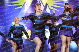 Okanagan Firestorm Cheerleading Firew3rk