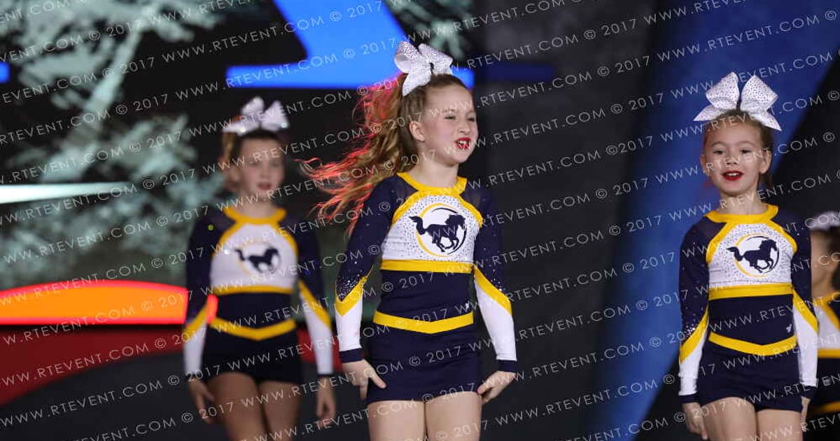 Mustang Cheer All Stars Spurs · Fort Worth Grand Nationals DI DII