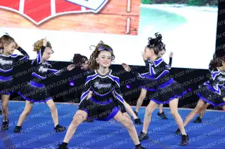 Jaguars Cheer and Tumbling Diamond Girls