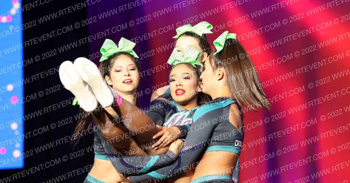 Desert Elite Mavericks Rogue · The American Showcase