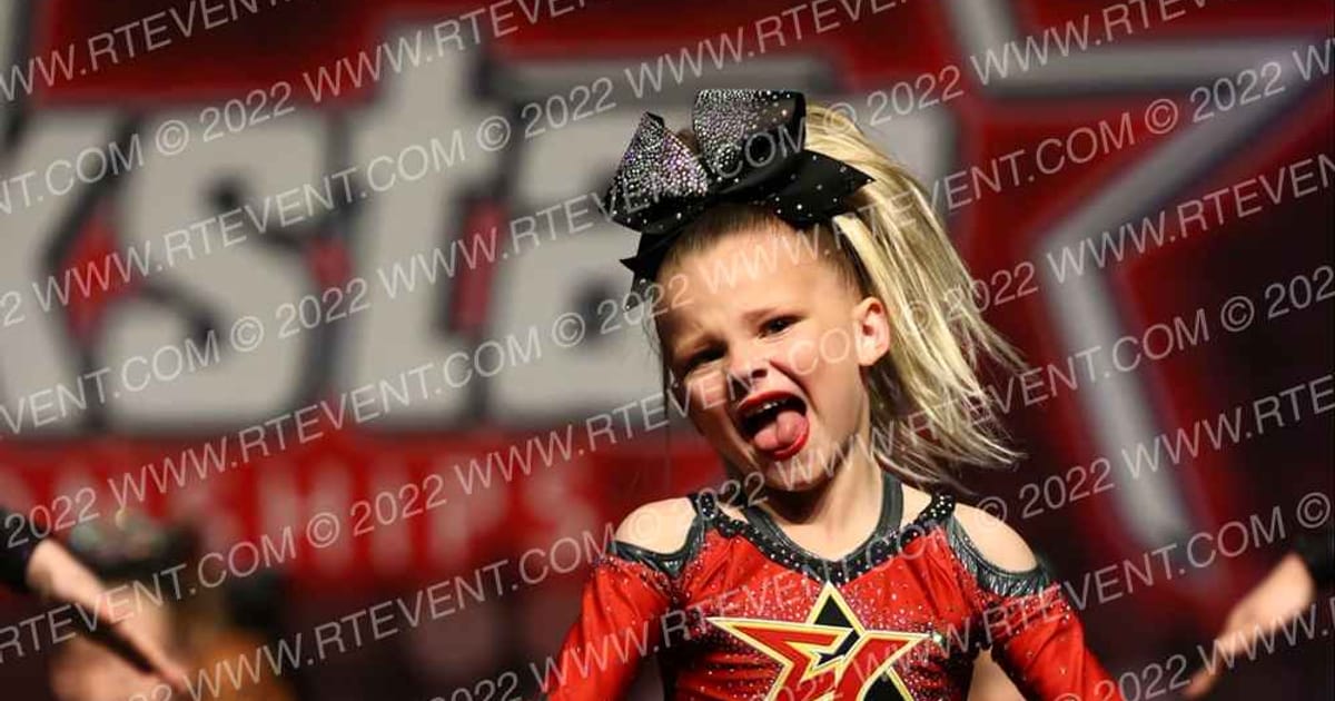 Elite Cheer Rockets · Battle of the Midwest