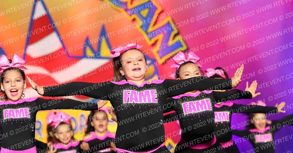 West Coast Fame Allstars Cheer PINK DIVAS · The American Showcase