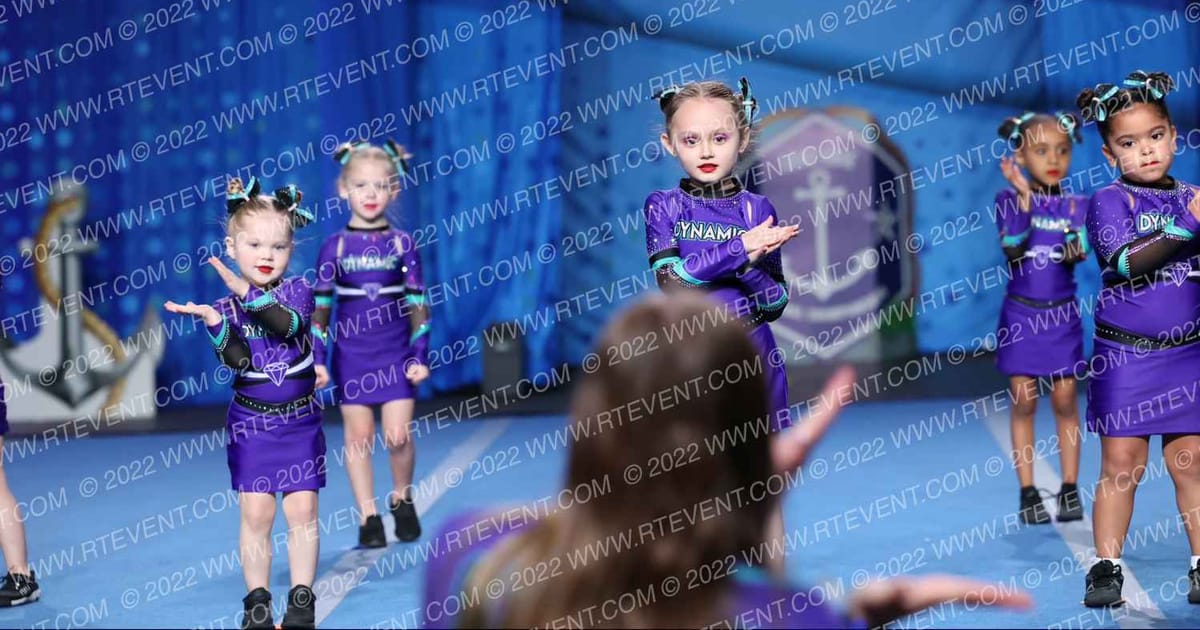 Dynamic Elite Athletics Glitter Girls · Lake Erie National Cheer and Dance Championships