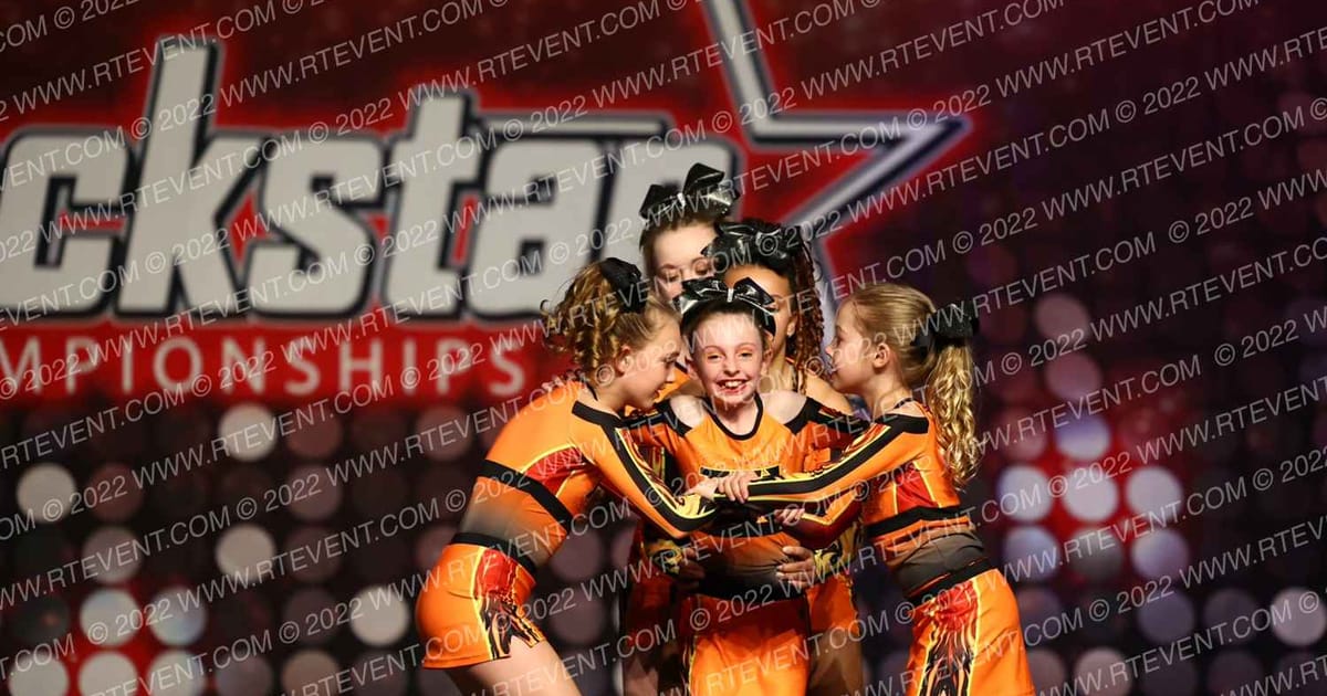The Turn Around - TTA Cheer TTA FLames · Battle of the Midwest