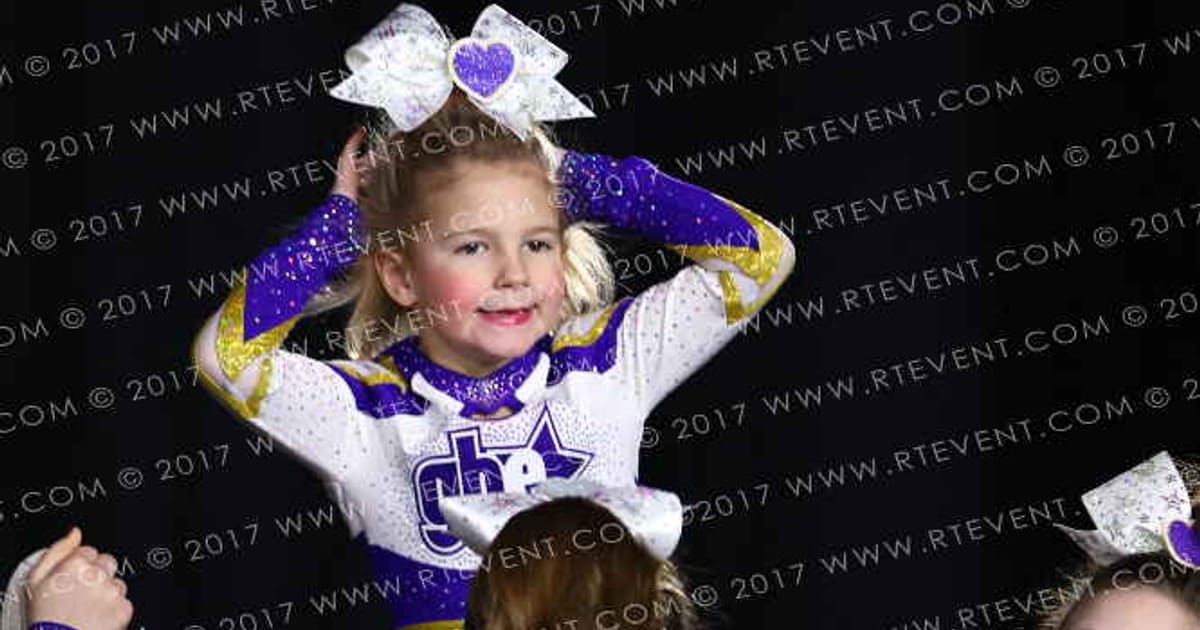 Green Bay Elite All-Stars Rouge · Schaumburg Grand Nationals DI DII