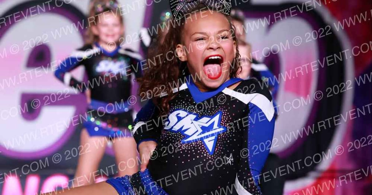 Show Me Athletics Glamour · One Up Grand Nationals