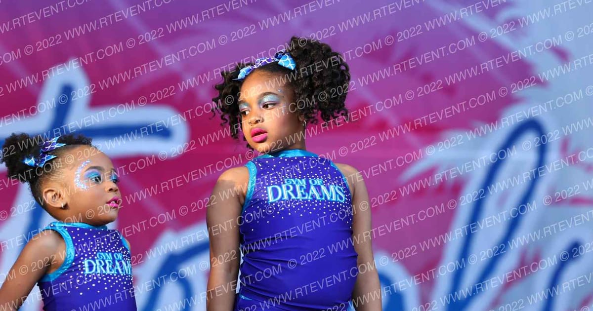 MS Gym of Dreams Glitter Girls · Beach Blast