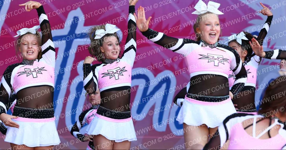 Triple Threat All Starz Pink Venom · Beach Blast