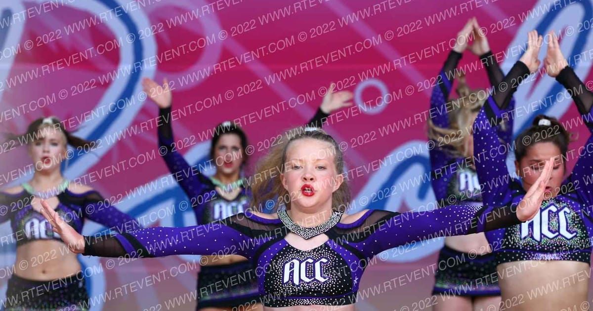 Advanced Cheer Crew Senior Platinum · Beach Blast