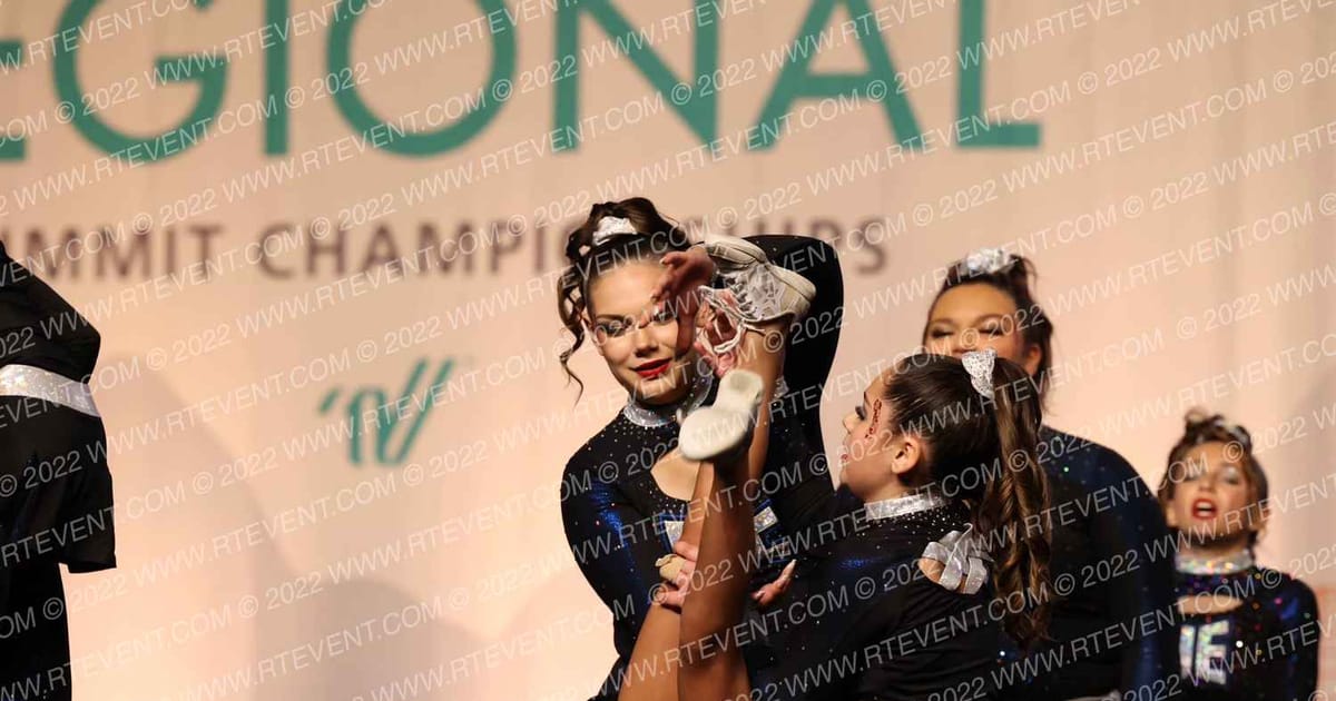 United Elite Cheer FIERCE · The Southwest Regional Summit