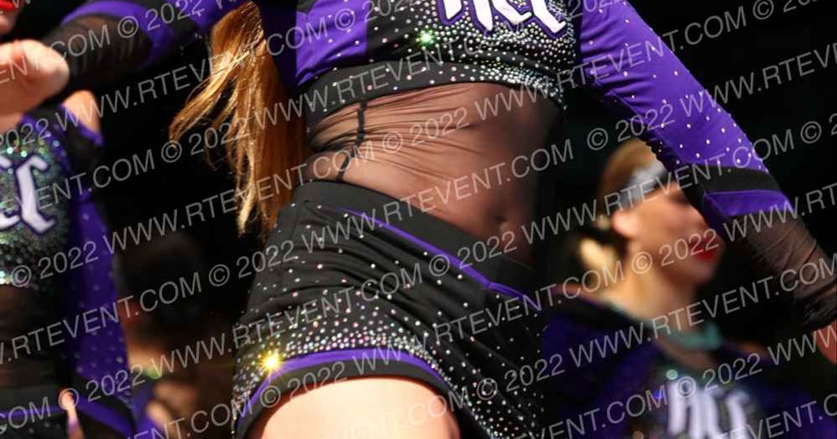 Advanced Cheer Crew Steel · Beach Blast