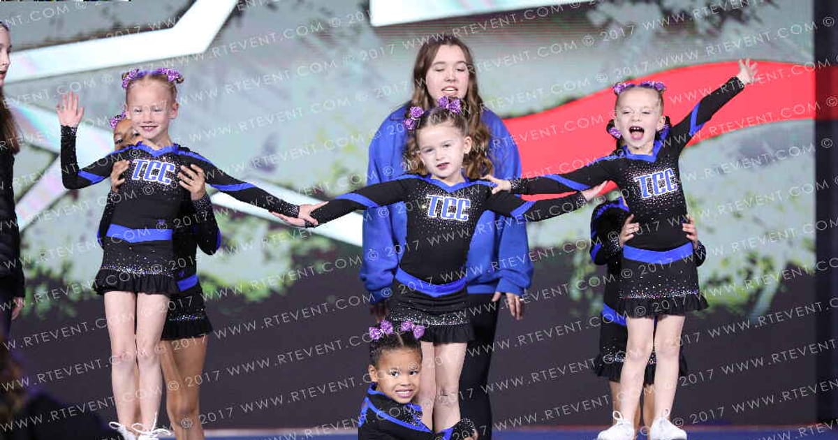 The Cheer Connection TCC Sparkles · Fort Worth Grand Nationals DI DII