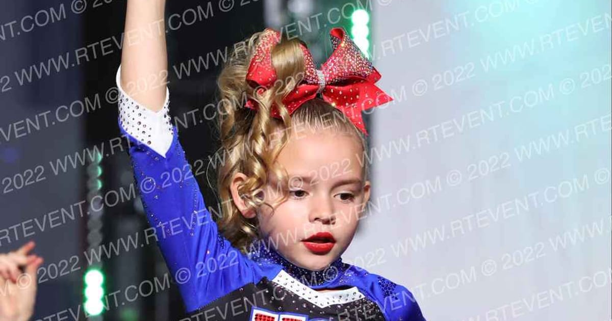 USA Starz Glitter · The West Regional Summit