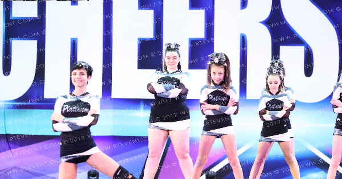 Mt. Blue Rec Cheering Platinum Stars · Cheersport Baltimore II