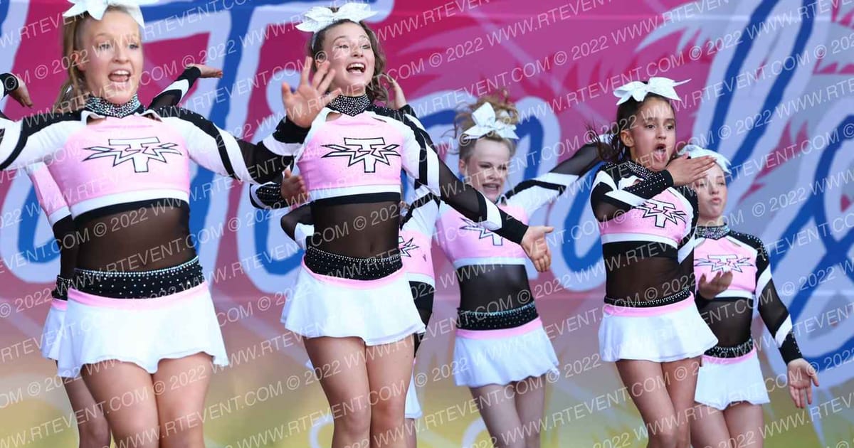 Triple Threat All Starz Pink Venom · Beach Blast