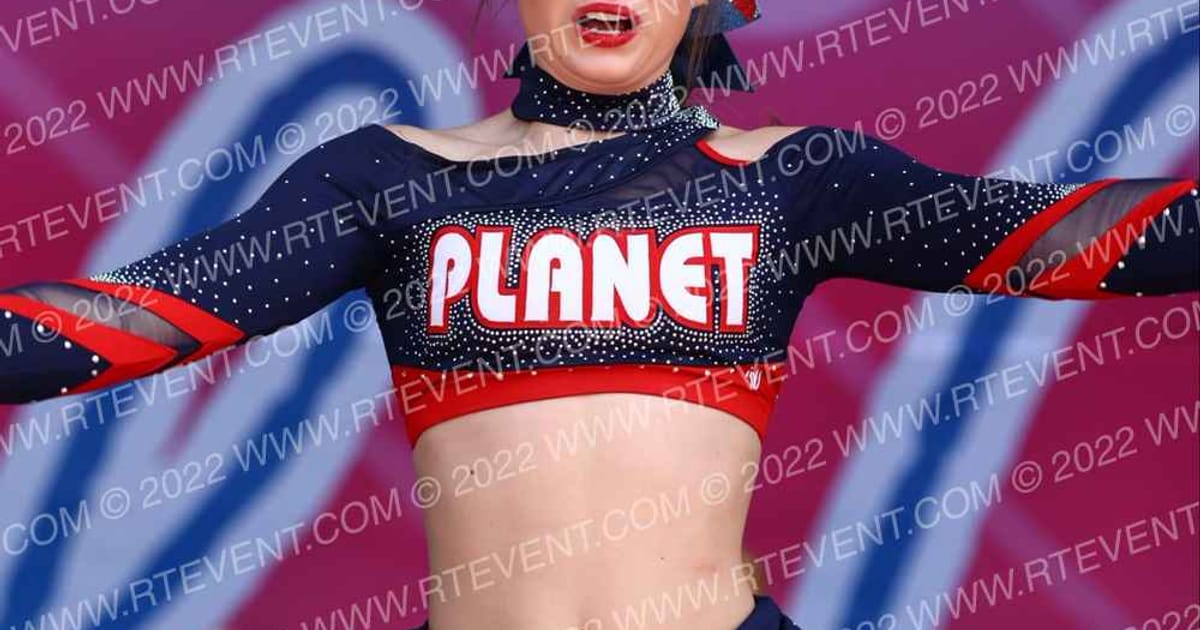 Planet Cheer Saturn · Beach Blast