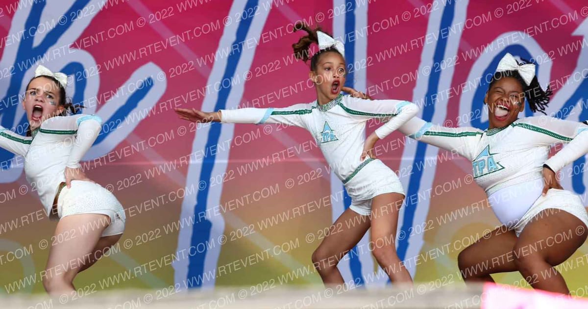 Top Performance Athletics Iconic · Beach Blast