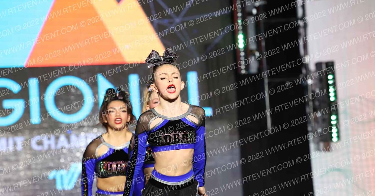 Cheer Force Showstoppers · The West Regional Summit