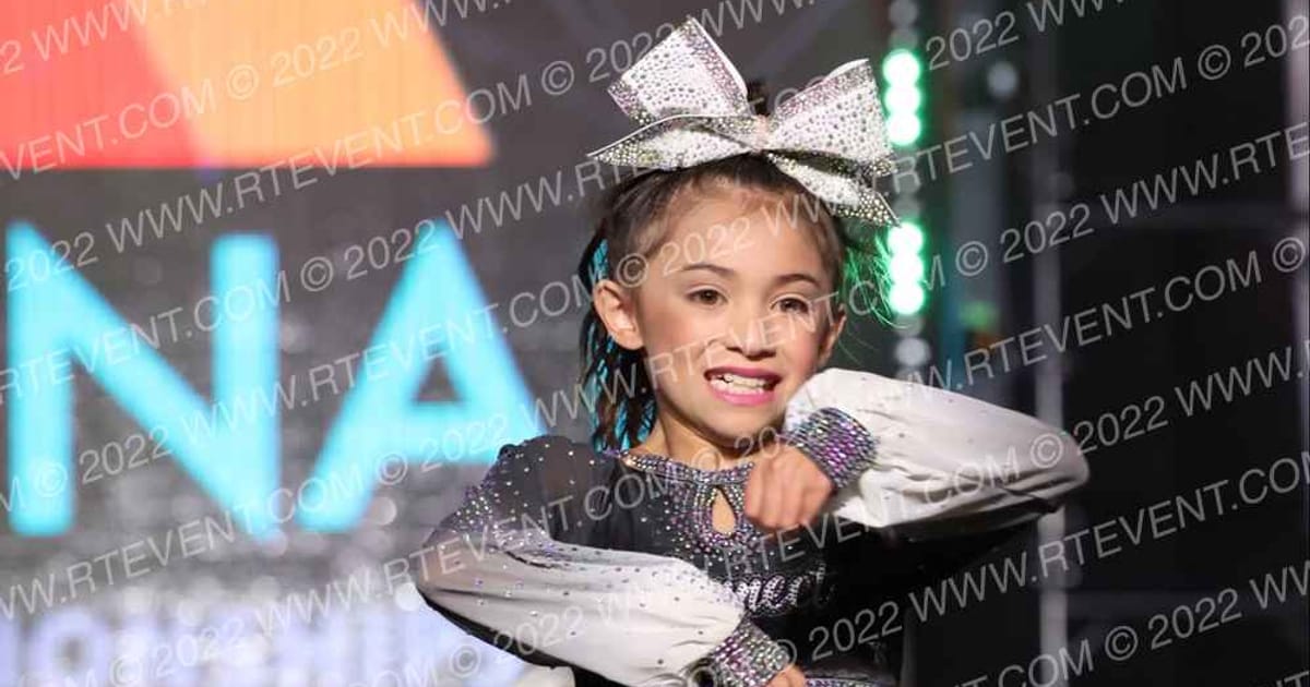 Connect Cheer Northwest Glitter · The West Regional Summit