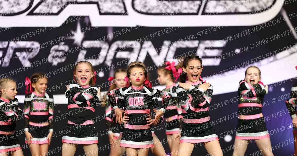 DGA Cheer Glitz · The US Finals DesMoines