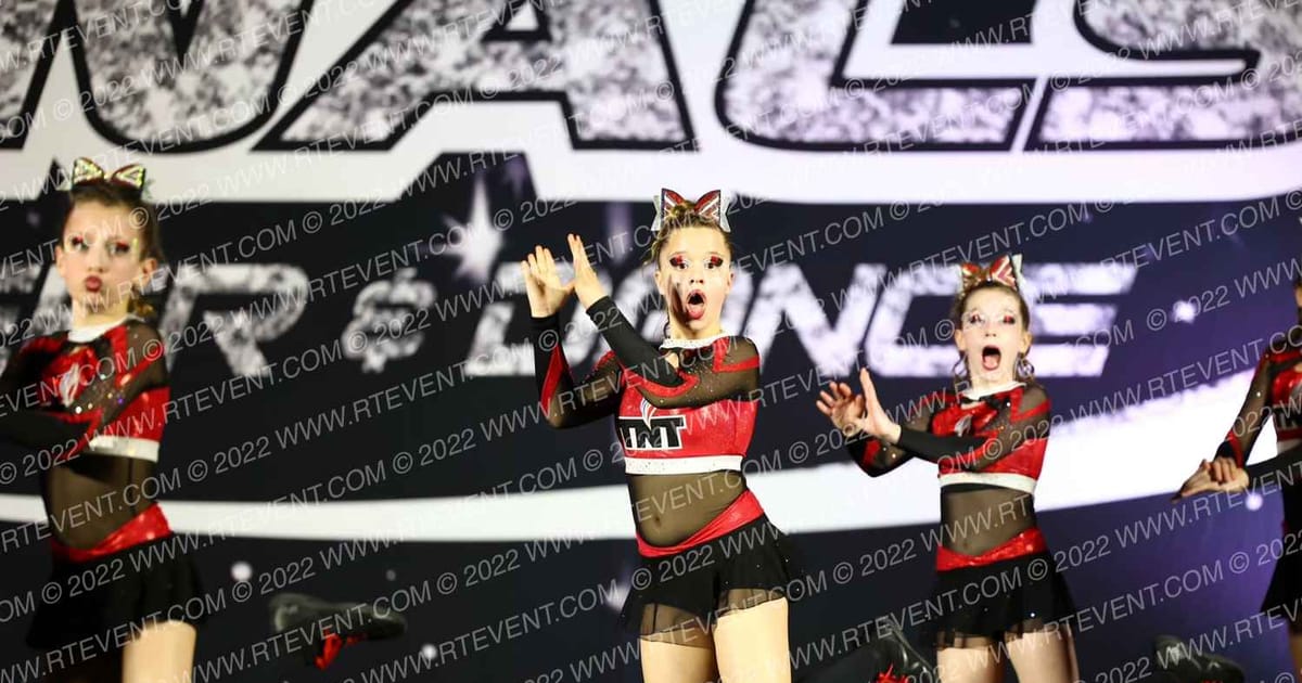 TNT Cheer TNT Smoke · The US Finals DesMoines