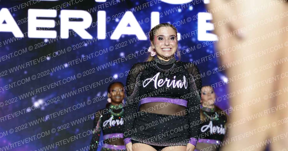 Aerial Elite Lady Smoke · All Star Worlds Thursday