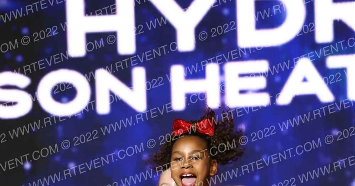 CRIMSON HEAT PHOENIX Hydra · All Star Worlds Friday Correct