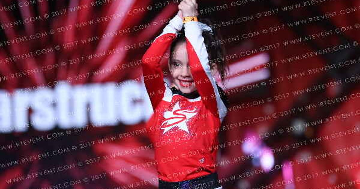 Starstruck Mini Surge · Spirit Sports Palm Springs Grand Nationals
