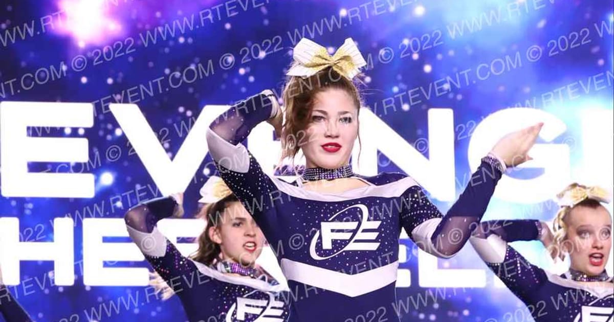 Findlay Cheer Elite Gold Revolution · All Star Worlds Friday Correct