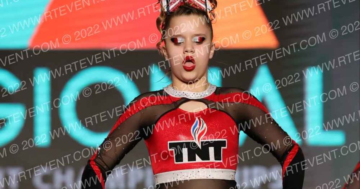 TNT Cheer TNT Smoke · Midwest Regional Summit