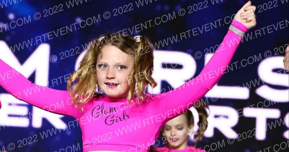 Twister Sports Glam Girls · All Star Worlds Saturday