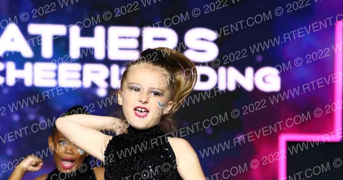 Eagle Elite Cheerleading Tail Feathers · All Star Worlds Saturday