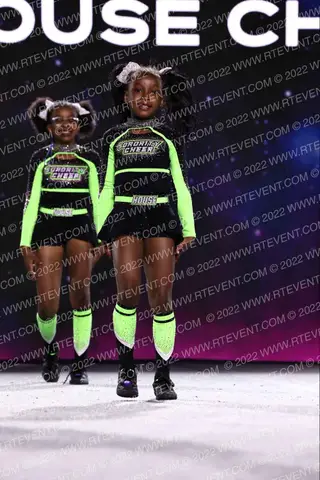 Sorority House Cheer Gamma Girls