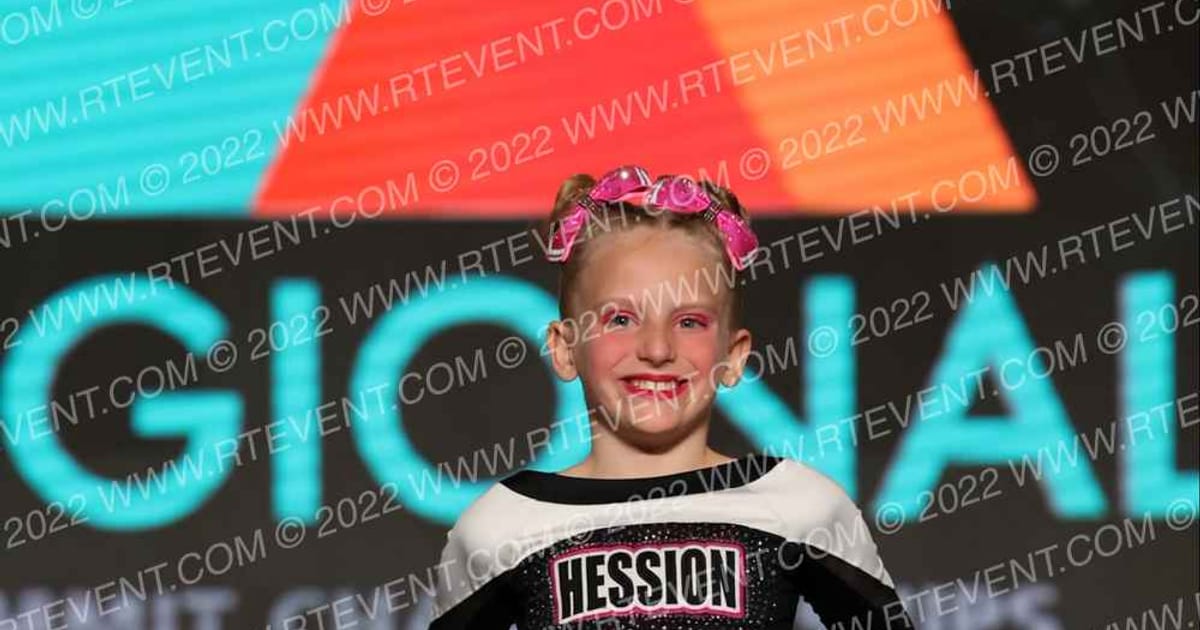 Hession Cheer Academy Pink Flamin-GALS · Midwest Regional Summit