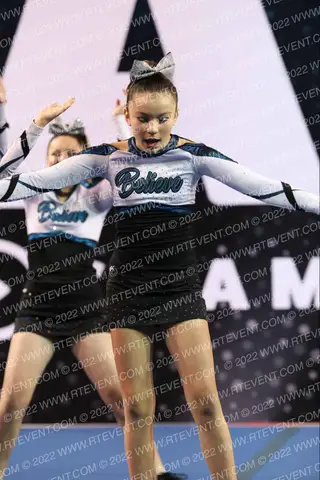 BELIEVE ATHLETICS SILVER SPARKLE