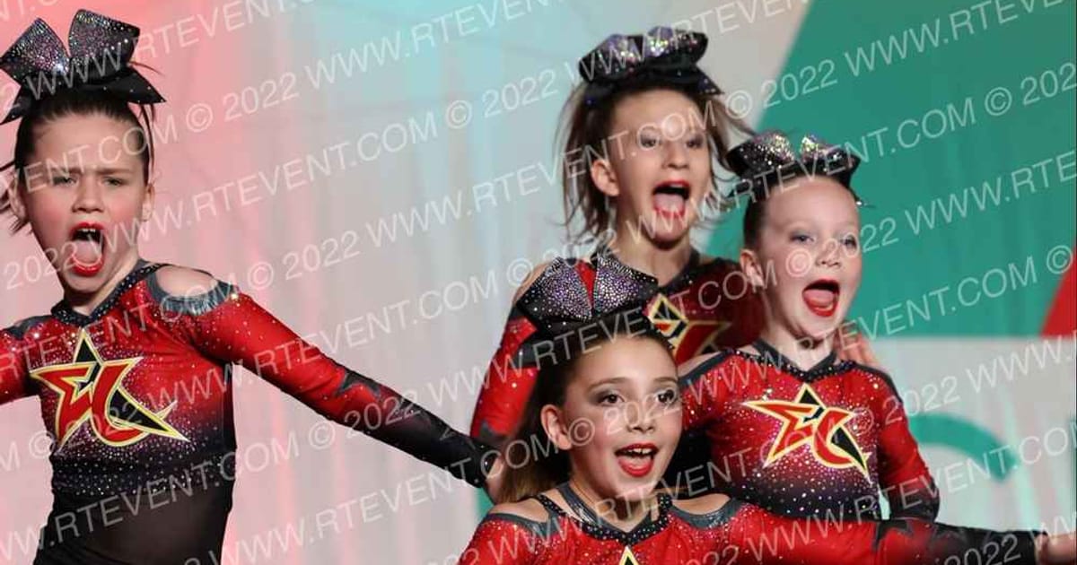 Elite Cheer Shimmer · Midwest Regional Summit