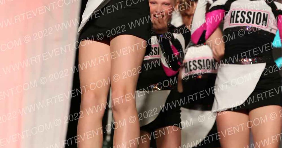 Hession Cheer Academy Pink Sizzle · Midwest Regional Summit