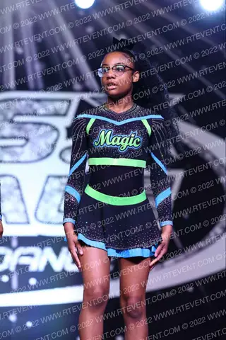 Extreme Cheer Magic Cold Gold