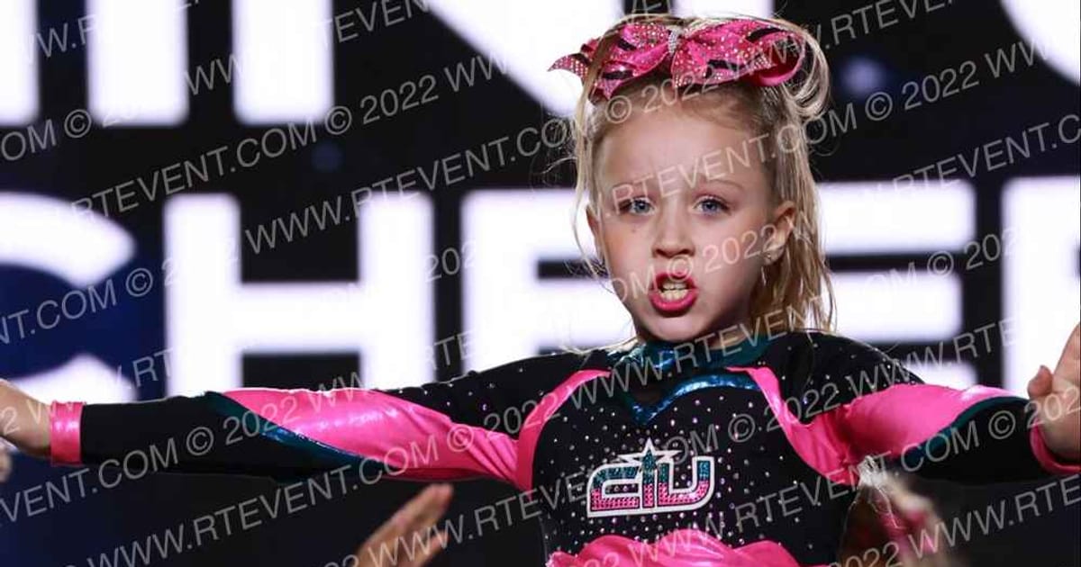 CHEER IT UP! Mini Onyx · All Star Worlds Sunday